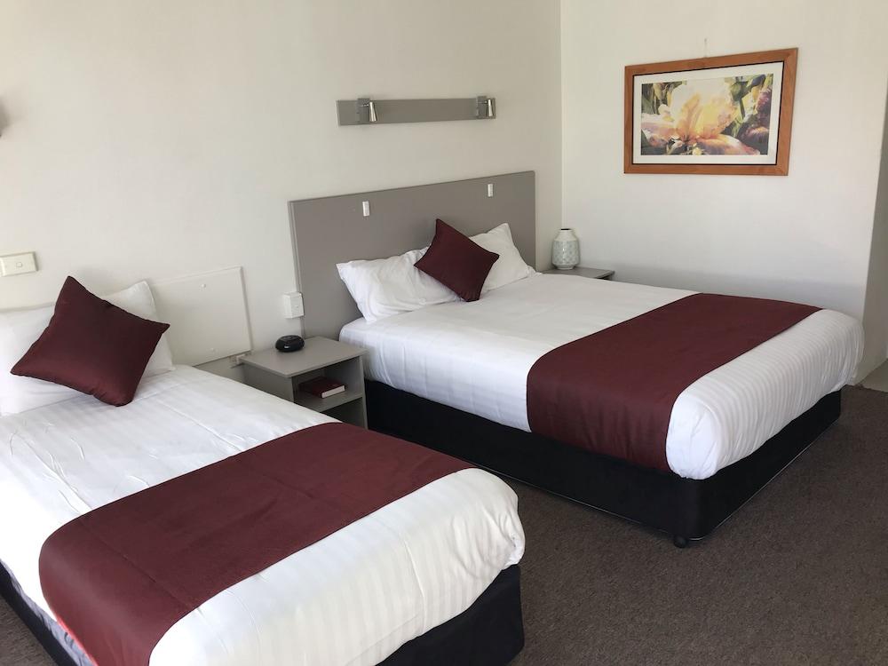 האיי Cobb Inlander Motel מראה חיצוני תמונה