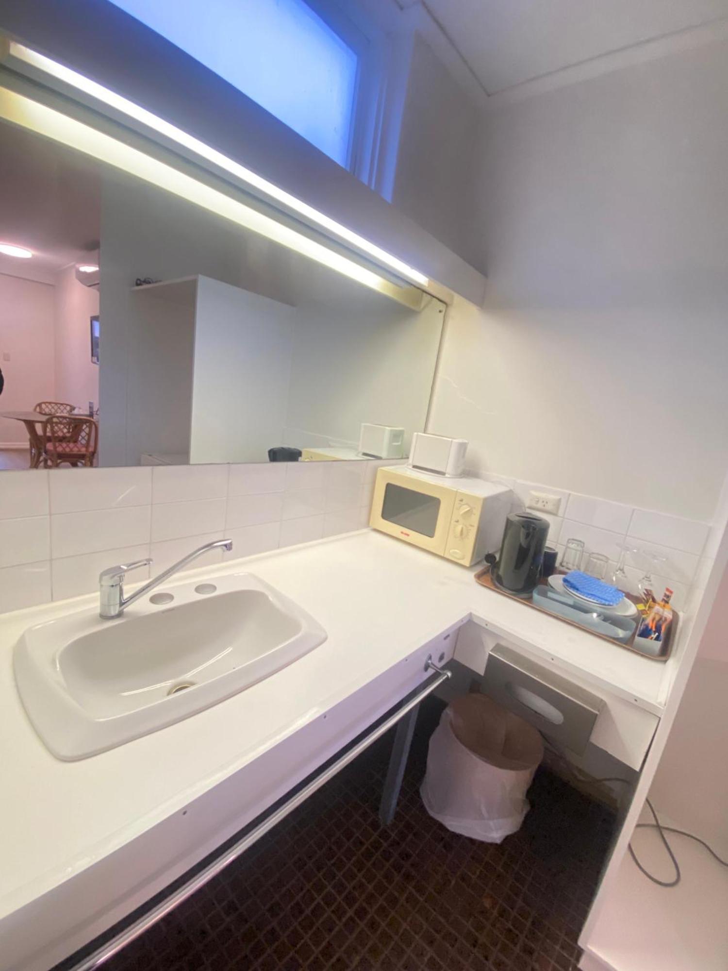 האיי Cobb Inlander Motel מראה חיצוני תמונה